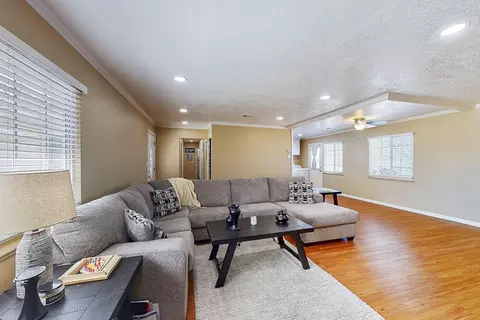 45015 W 18th St, Lancaster, CA 93534 photo 9
