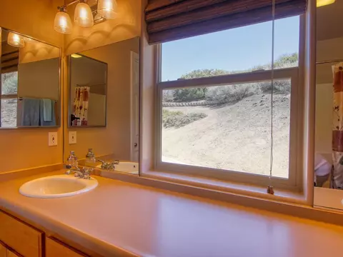 24121 El Rancho Dr, Tehachapi, CA 93561 photo 20