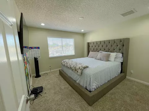 1129 E Avnue J10 E, Lancaster, CA 93535 photo 7