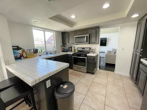 1129 E Avnue J10 E, Lancaster, CA 93535 photo 6