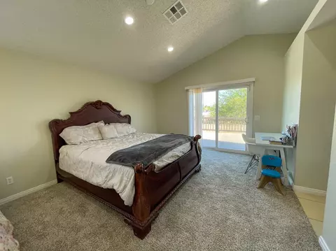 1129 E Avnue J10 E, Lancaster, CA 93535 photo 9