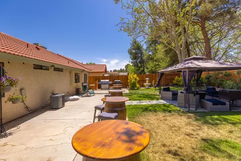 43257 Echard Ave, Lancaster, CA 93536 photo 18