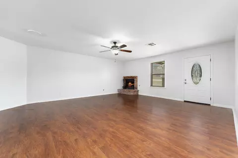 27921 Stallion Springs Dr, Tehachapi, CA 93561 photo 5