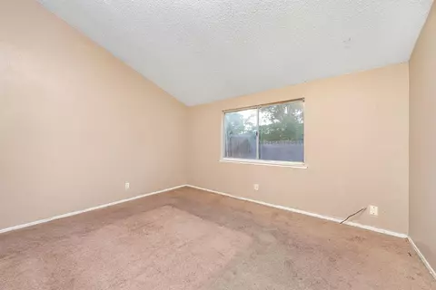 44323 Gingham Ave, Lancaster, CA 93535 photo 16