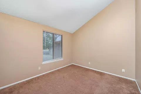 44323 Gingham Ave, Lancaster, CA 93535 photo 13