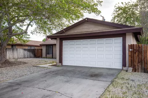 44323 Gingham Ave, Lancaster, CA 93535 photo 3