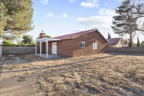 1747 E Avenue K E, Lancaster, CA 93535 photo 18