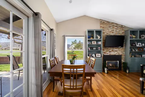 53 Meadow Lakes Dr, Tehachapi, CA 93561 photo 7