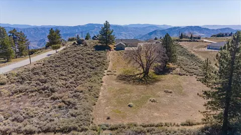25661 Territory Way, Tehachapi, CA 93561 photo 33