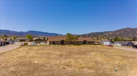 22112 Copper St, Tehachapi, CA 93561 photo 1