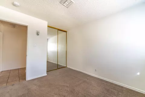 44108 Fig Ave, Lancaster, CA 93534 photo 17
