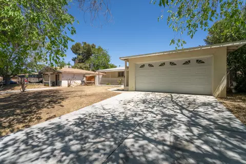 44108 Fig Ave, Lancaster, CA 93534 photo 26