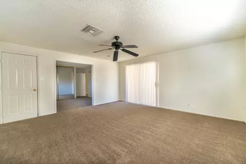 44108 Fig Ave, Lancaster, CA 93534 photo 4