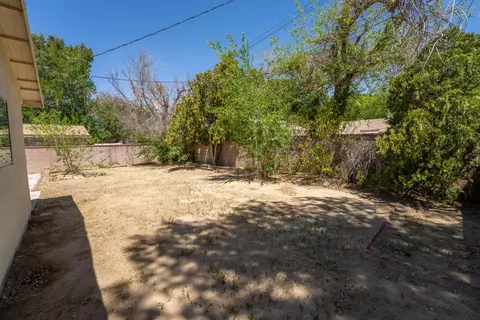 44108 Fig Ave, Lancaster, CA 93534 photo 30
