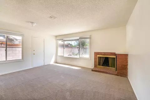 44108 Fig Ave, Lancaster, CA 93534 photo 6