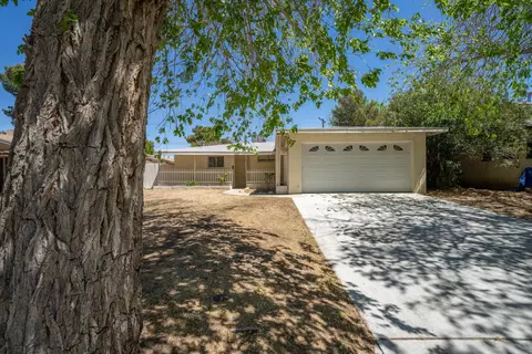 44108 Fig Ave, Lancaster, CA 93534 photo 27