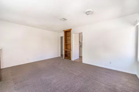 44108 Fig Ave, Lancaster, CA 93534 photo 5