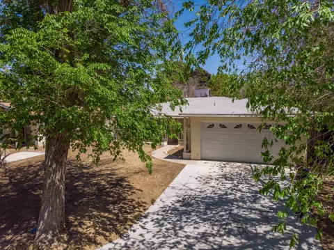 44108 Fig Ave, Lancaster, CA 93534 photo 35