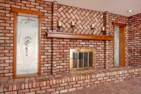 3215 Versailles Ct, Lancaster, CA 93536 photo 4