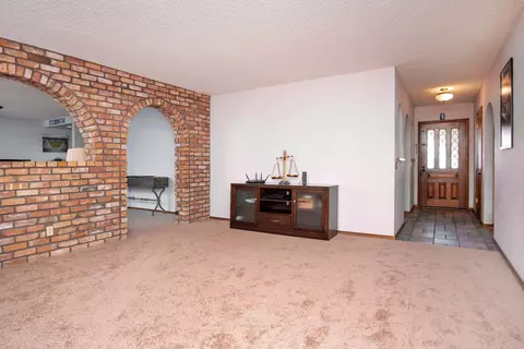 3215 Versailles Ct, Lancaster, CA 93536 photo 7