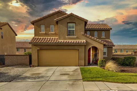2205 Cypress St, Lancaster, CA 93535 photo 1