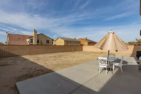 2205 Cypress St, Lancaster, CA 93535 photo 34