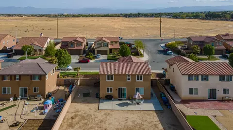 2205 Cypress St, Lancaster, CA 93535 photo 39