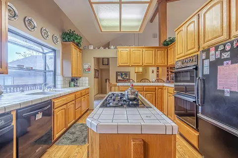755 Oriole Rd, Wrightwood, CA 92397 photo 31