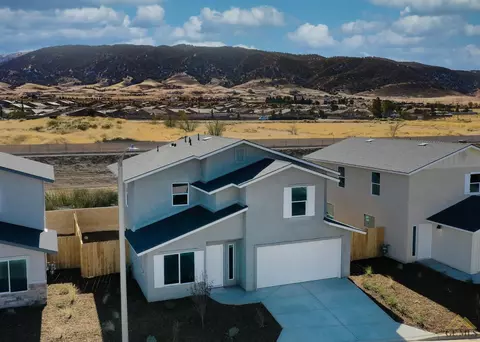 436 Jonathan Pl, Tehachapi, CA 93561 photo 3
