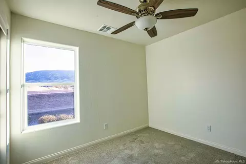 468 Sherwood Pl, Tehachapi, CA 93561 photo 15