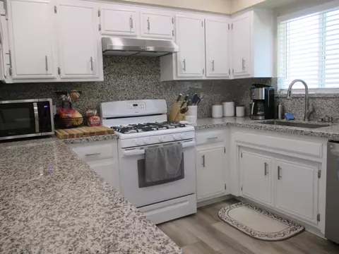 21908 Mariposa Rd, Tehachapi, CA 93561 photo 4