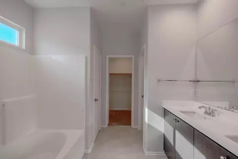 11929 Bluff Ct, Adelanto, CA 92301 photo 11