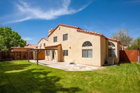 1742 Norberry St E, Lancaster, CA 93535 photo 3