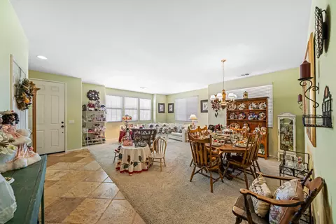 43910 Cantabury St, Lancaster, CA 93536 photo 3