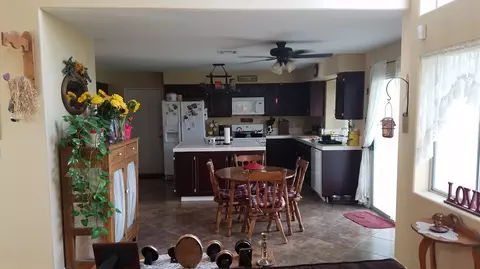 39512 Vicker Way, Palmdale, CA 93551 photo 16