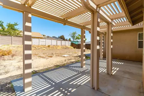 14192 Dartmouth St, Hesperia, CA 92344 photo 27