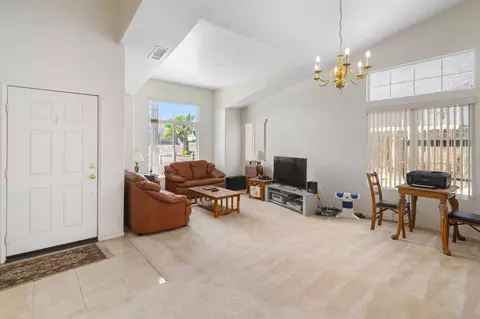14192 Dartmouth St, Hesperia, CA 92344 photo 6