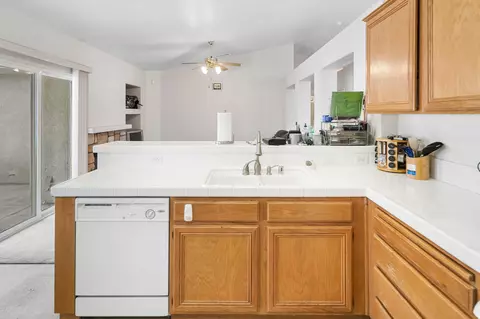 14192 Dartmouth St, Hesperia, CA 92344 photo 15