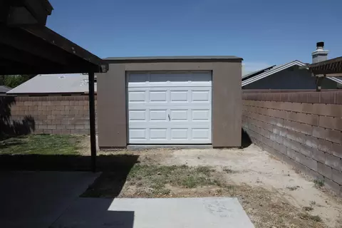 2109 Dallin St, Lancaster, CA 93536 photo 20