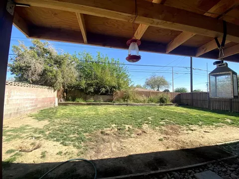 639 Oldfield St E, Lancaster, CA 93535 photo 13
