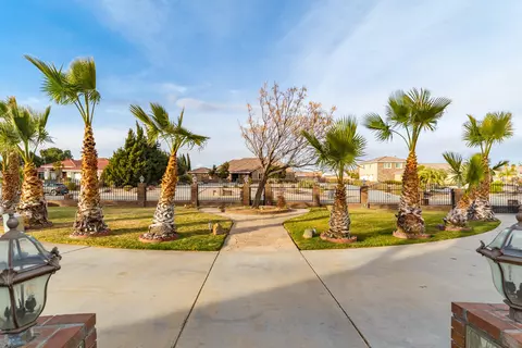 4140 Derby Cir, Lancaster, CA 93536 photo 69