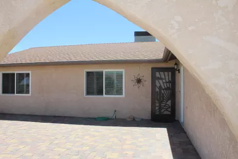 7676 Conejo Ave, Joshua Tree, CA 92252 photo 3