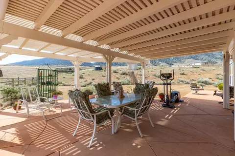 19400 Albany St, Tehachapi, CA 93561 photo 38