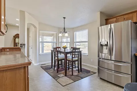 19400 Albany St, Tehachapi, CA 93561 photo 11