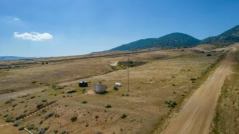 19400 Albany St, Tehachapi, CA 93561 photo 43