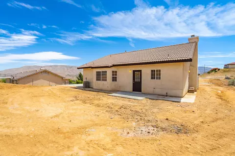 18620 Seaforth St, Hesperia, CA 92345 photo 24