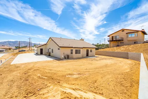 18620 Seaforth St, Hesperia, CA 92345 photo 26