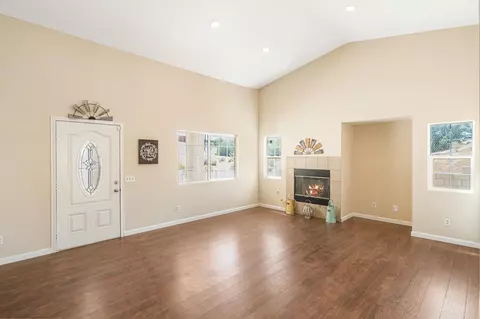 18620 Seaforth St, Hesperia, CA 92345 photo 7