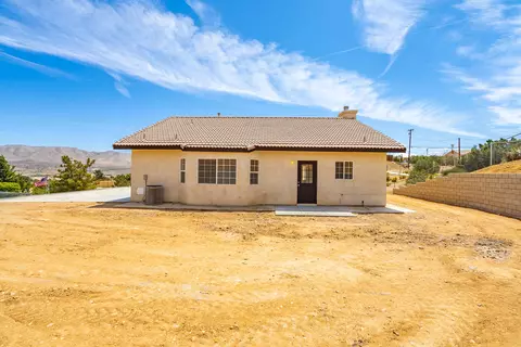 18620 Seaforth St, Hesperia, CA 92345 photo 25