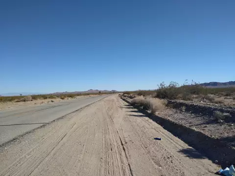 Longview Rd, Littlerock, CA 93543 photo 4